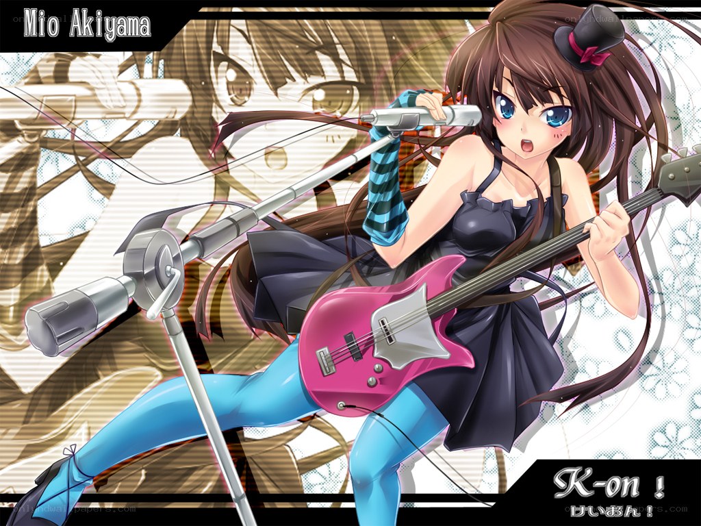 Mio Akiyama performing