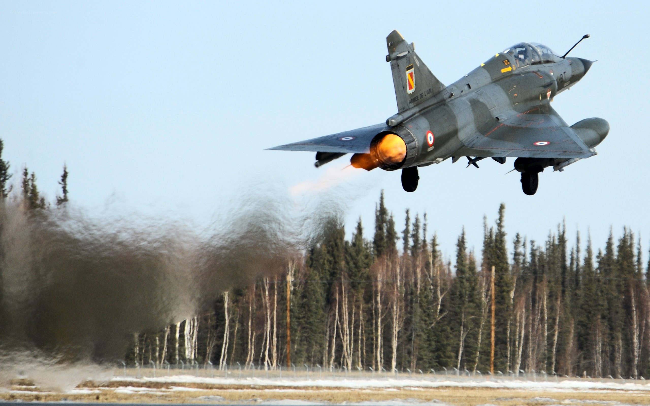 Mirage fighter jet taking off
