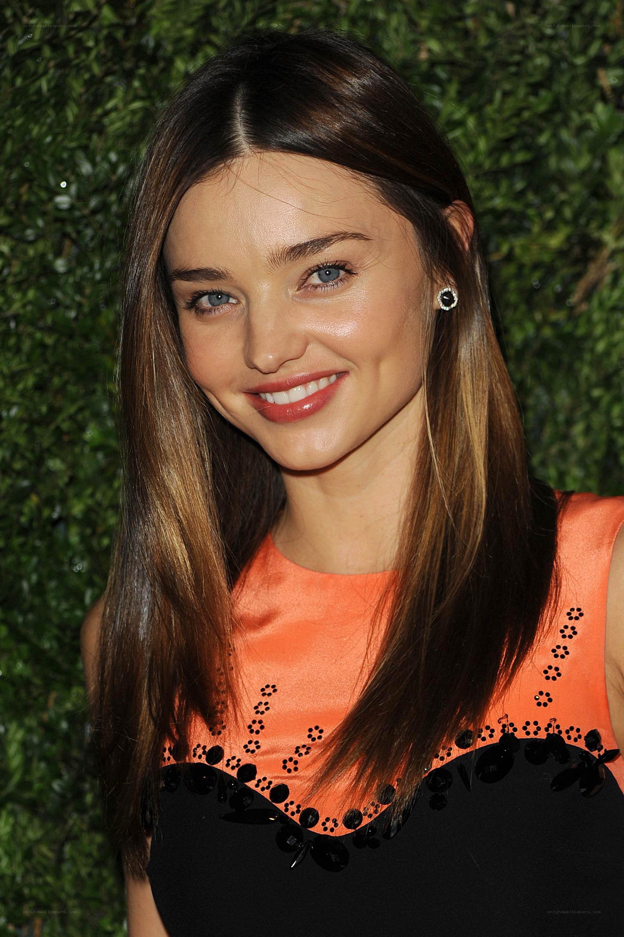 Miranda Kerr at event