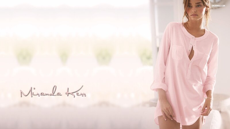 Miranda Kerr in pink shirt