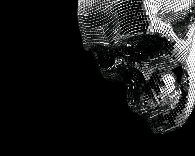 mirror-sphere skull sculpture