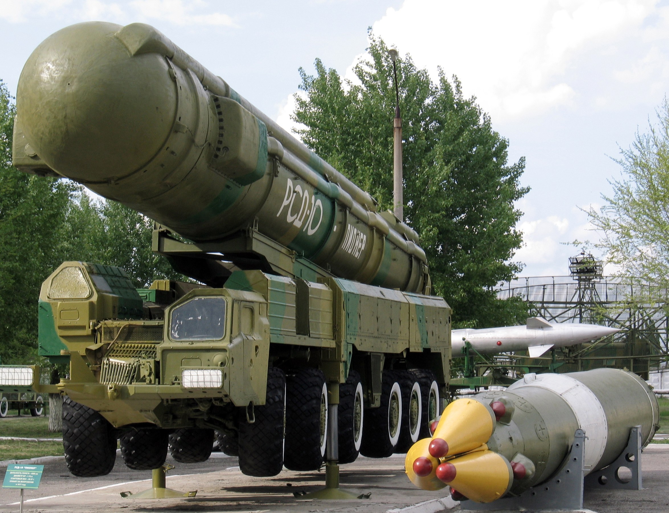 Missile launcher display