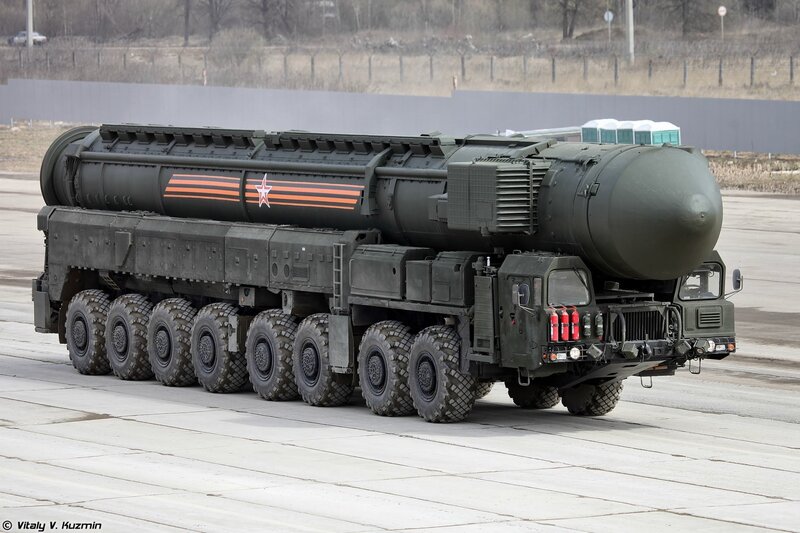 Missile Launcher Vehicle — Green, Serious