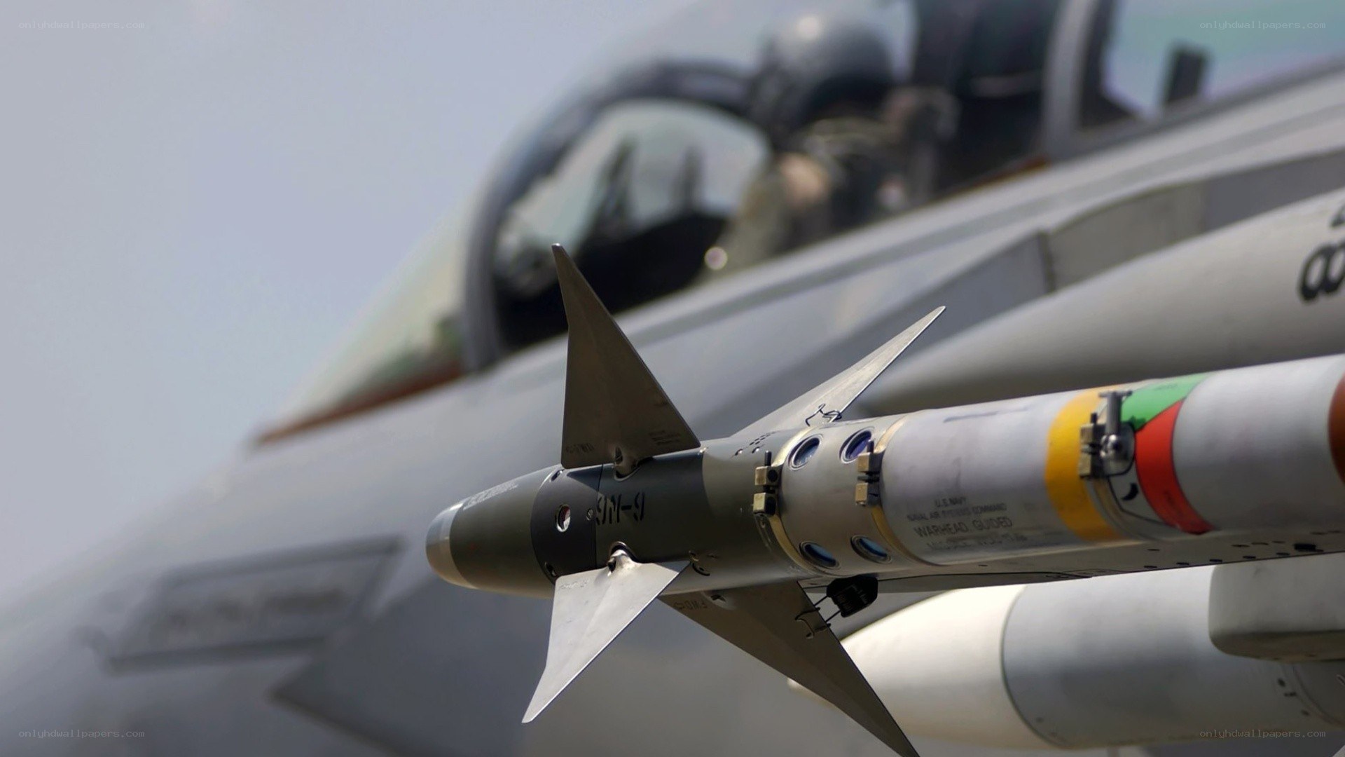 missile on fighter jet