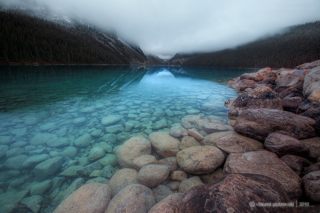 Mist over Moraine Lake