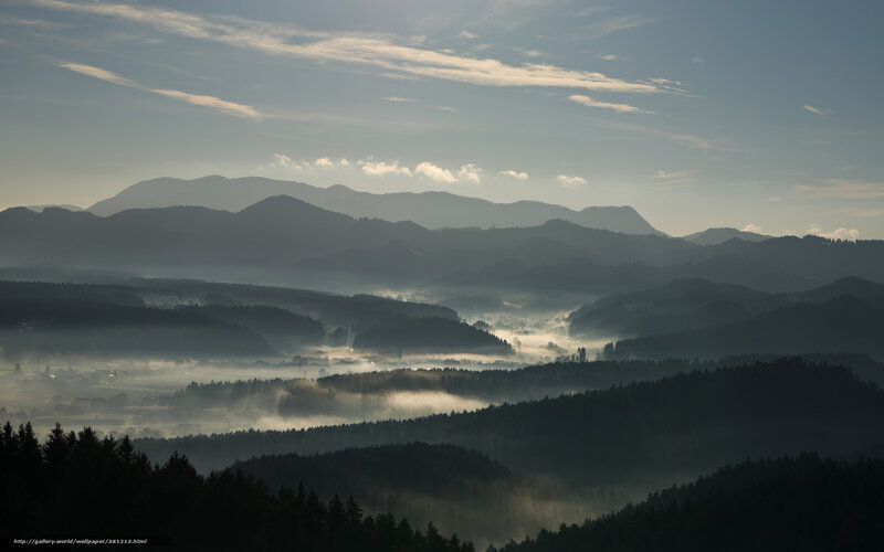Misty Mountain Valleys