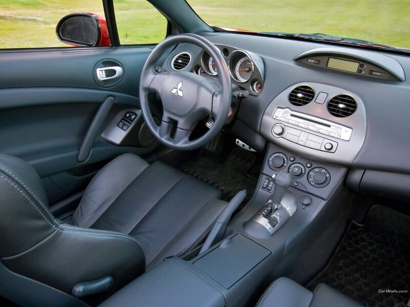 Mitsubishi Eclipse interior
