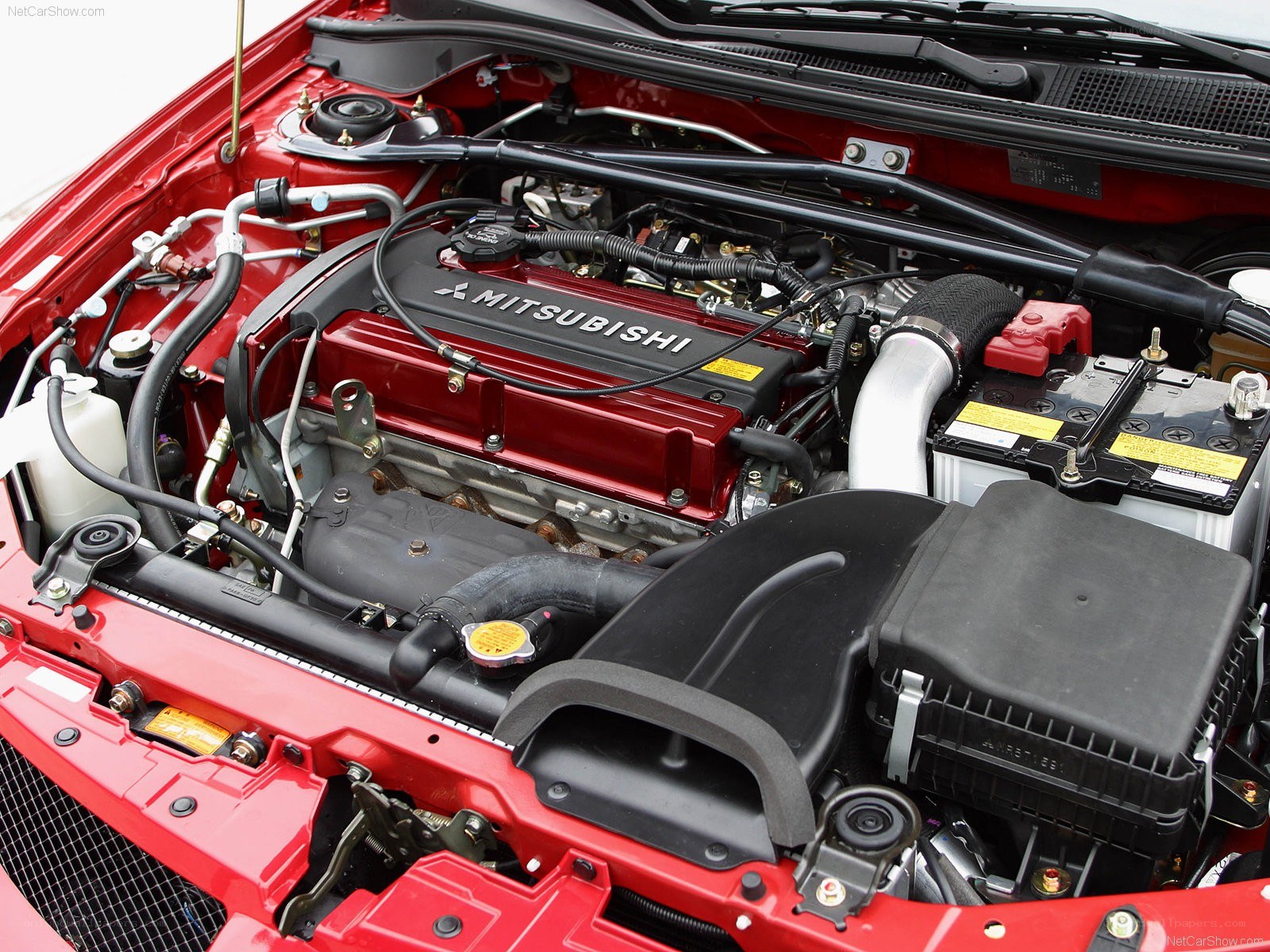 Mitsubishi engine bay