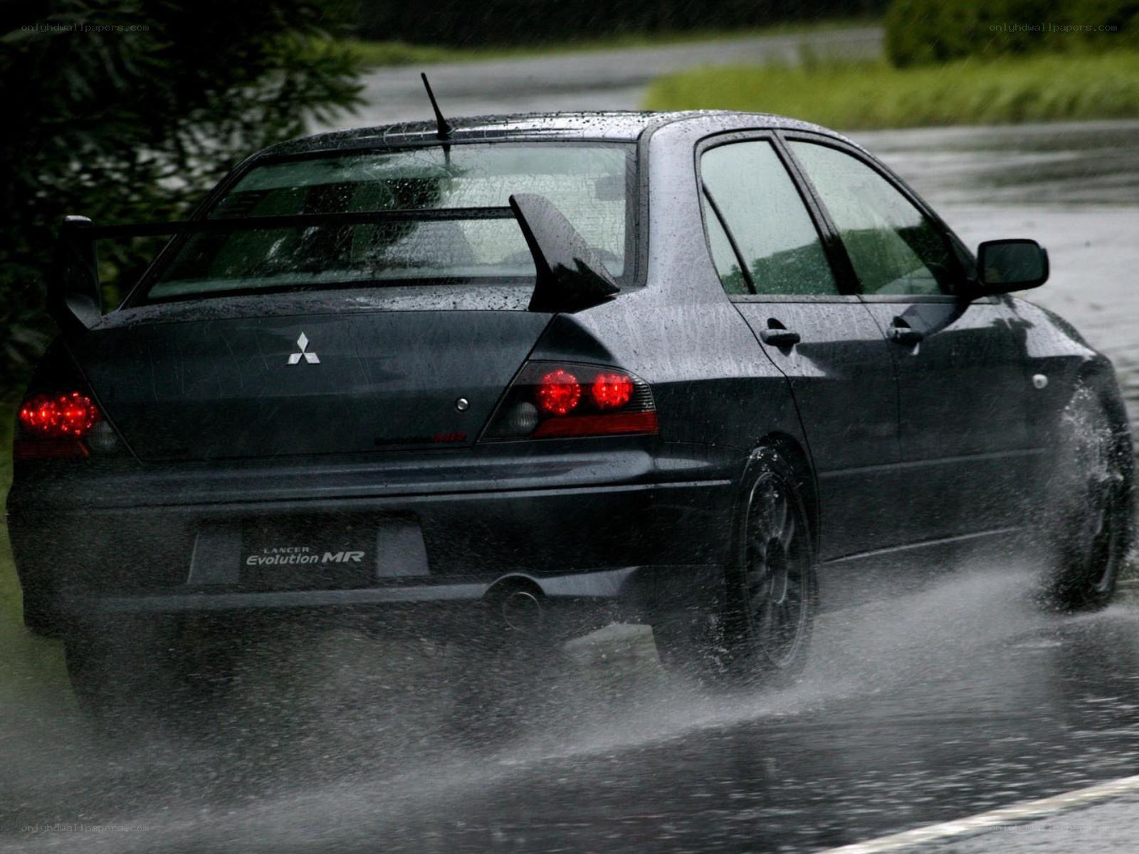 Mitsubishi Lancer Evolution MR in rain