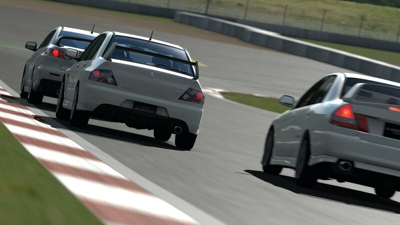 Mitsubishi Lancer Evolution racing