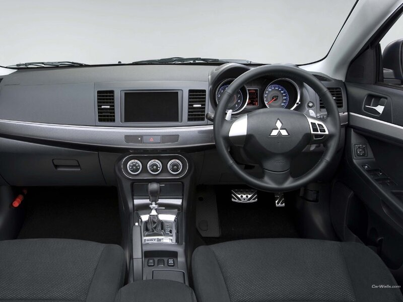Mitsubishi Lancer interior