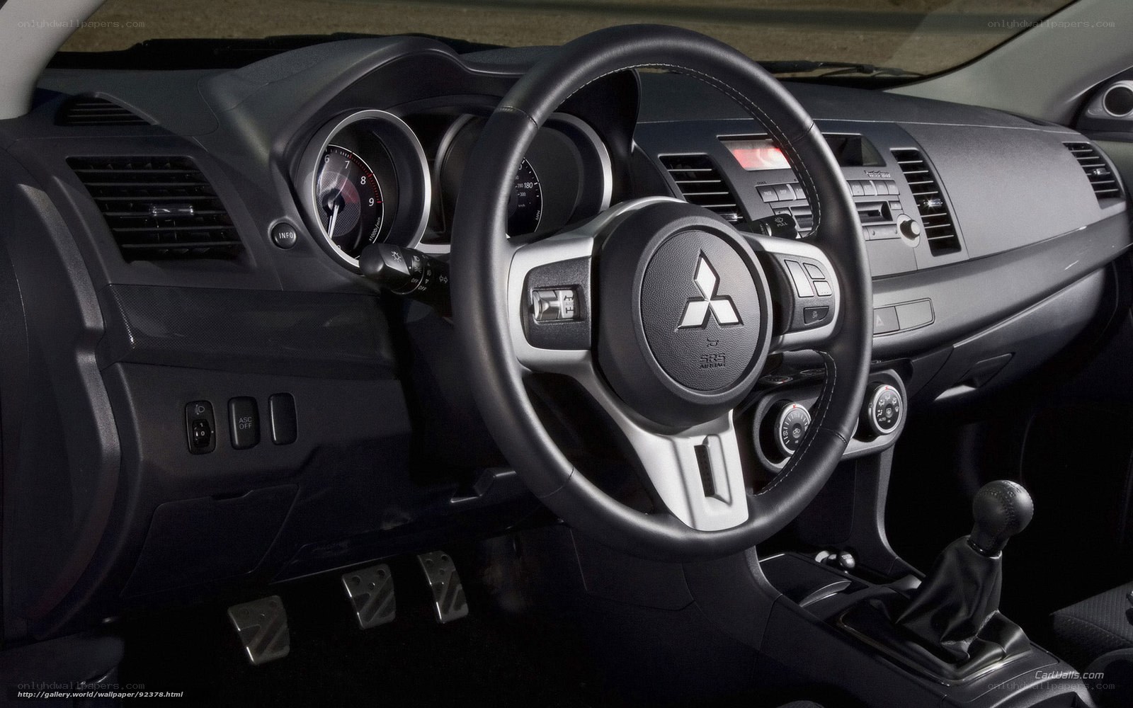 Mitsubishi Lancer interior