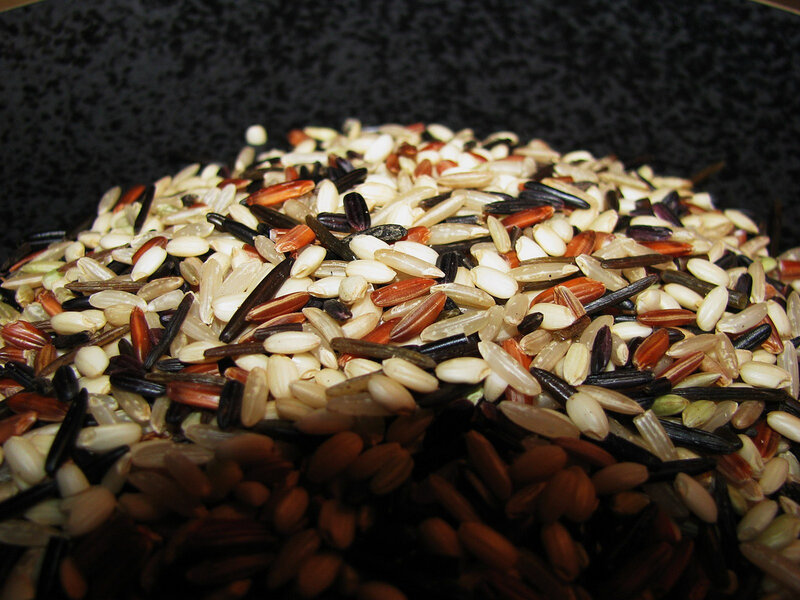 mixed rice grains in a bowl