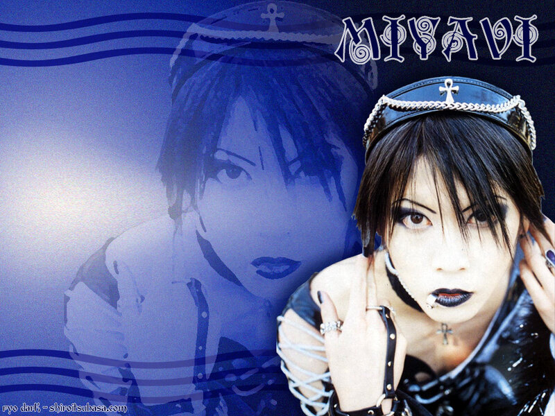 Miyavi in gothic style