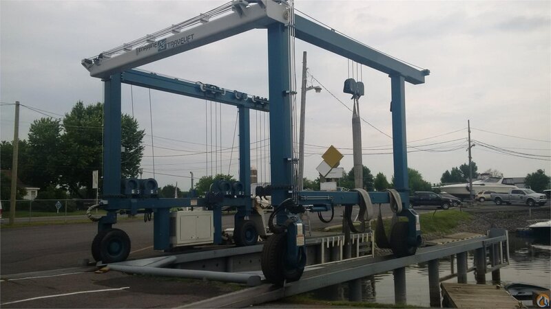 Mobile Boat Lift