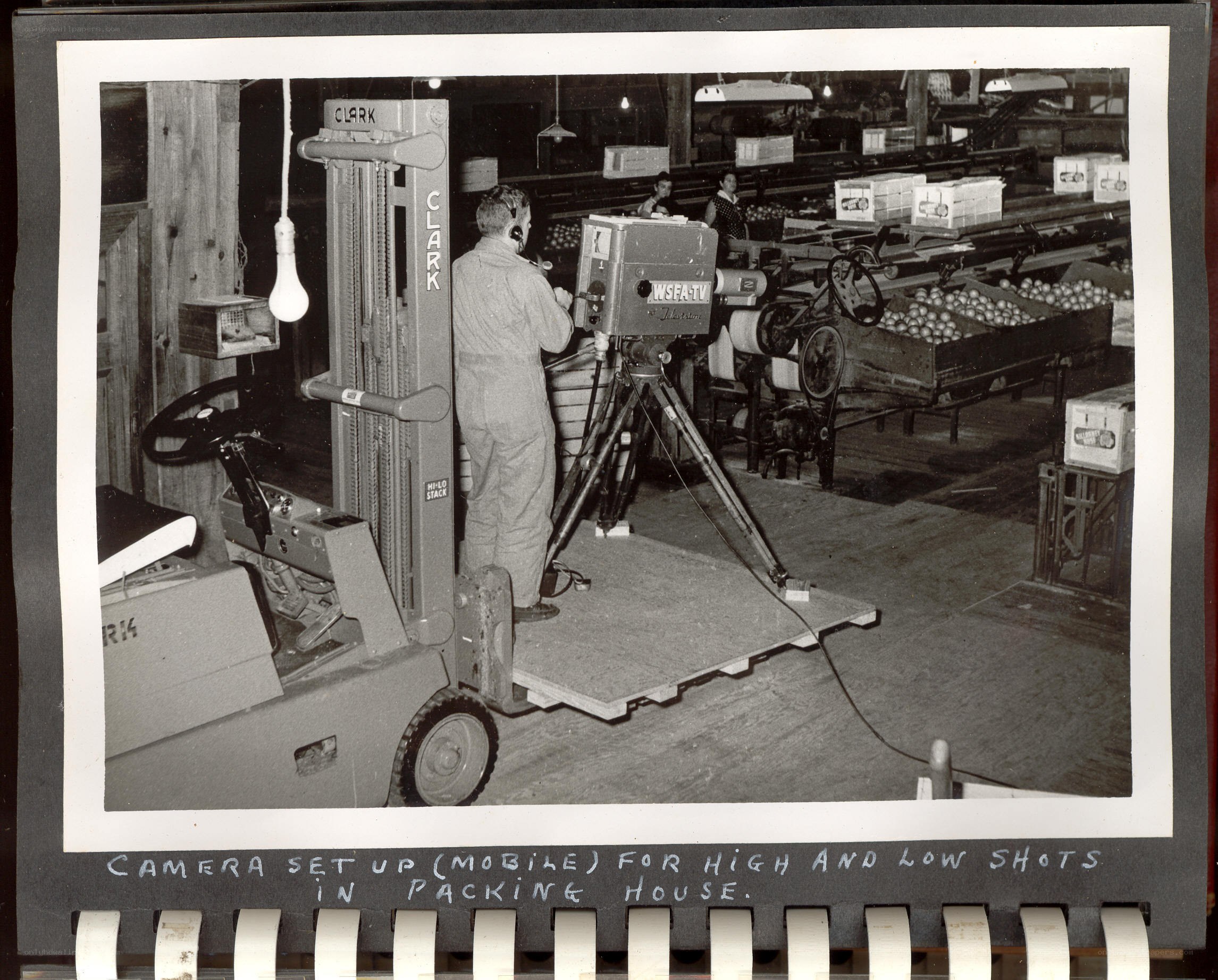 Mobile camera setup in packing house