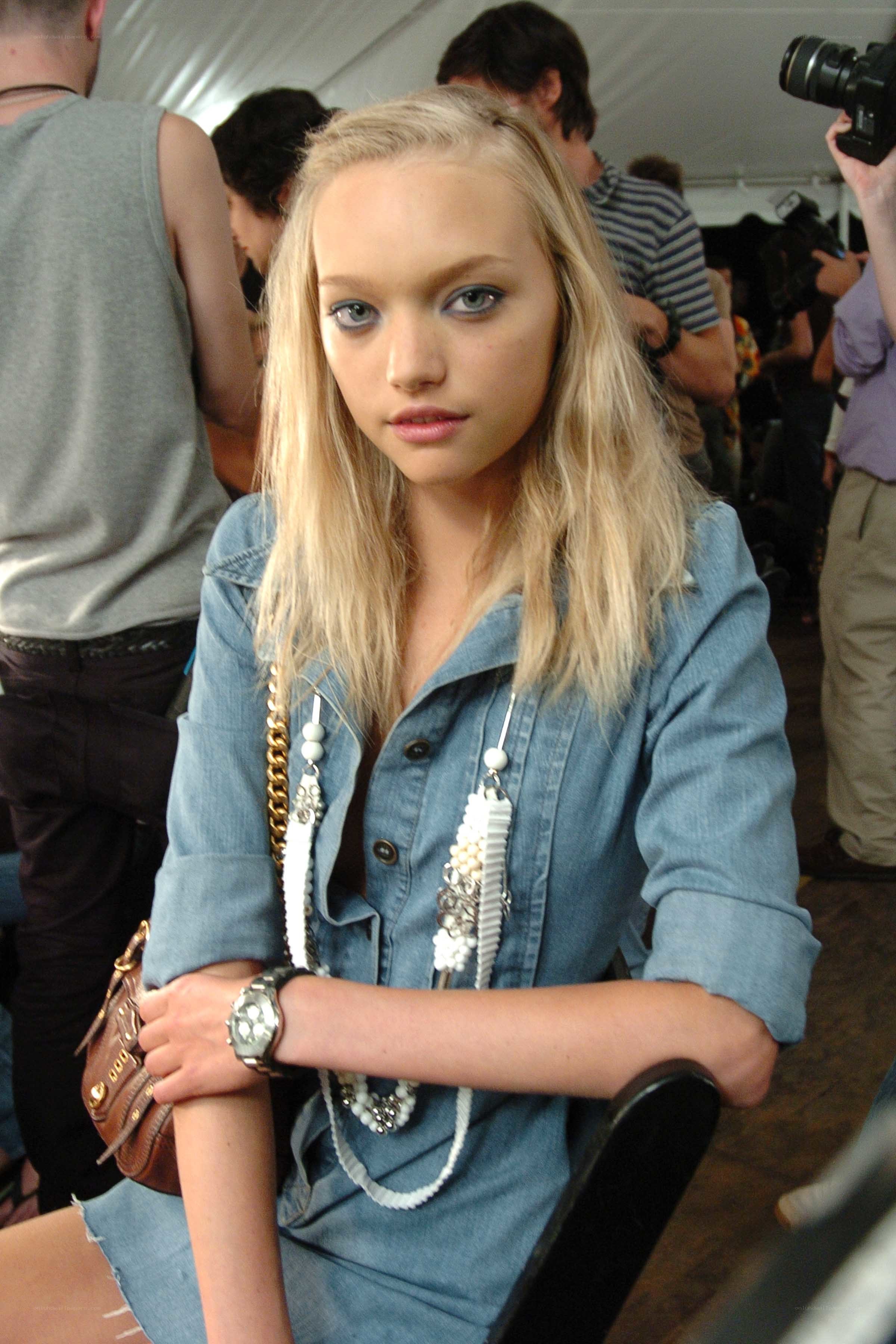 model at fashion event