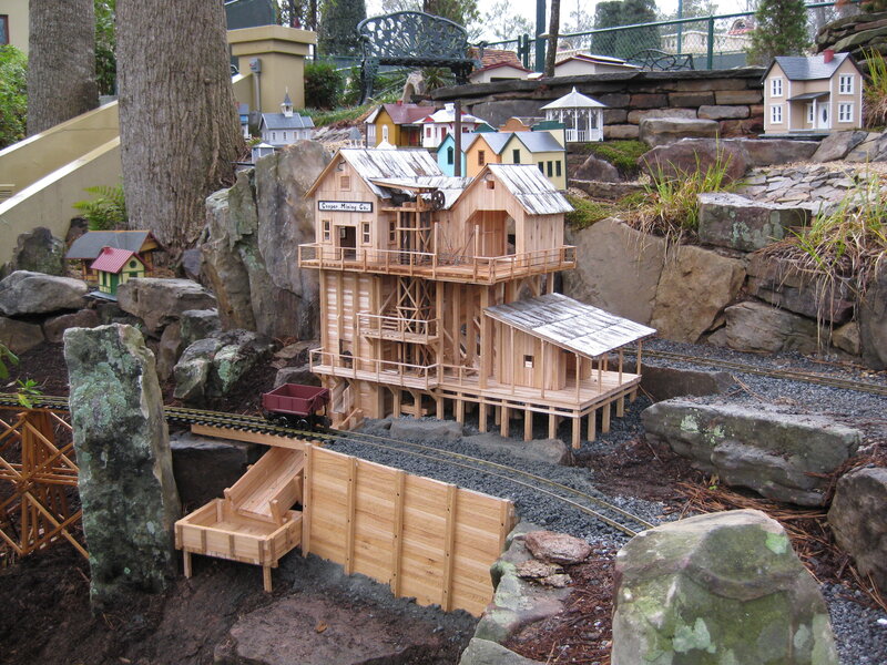 model mining town scene