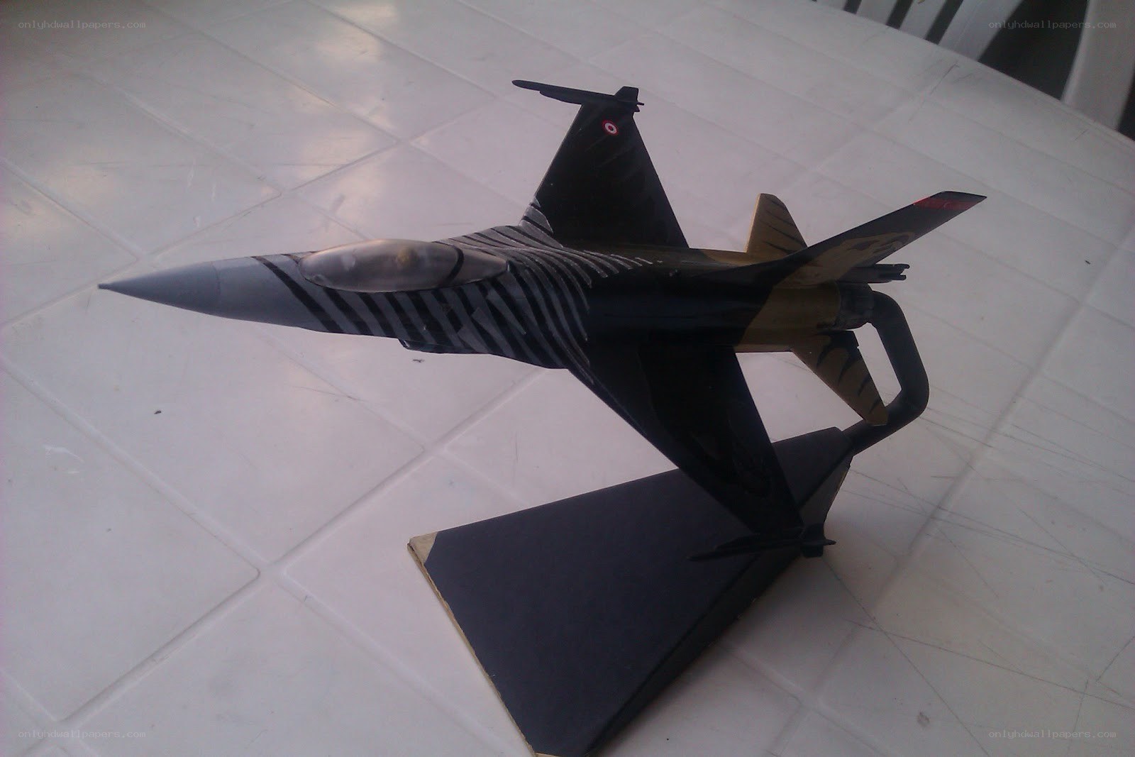 model of fighter jet