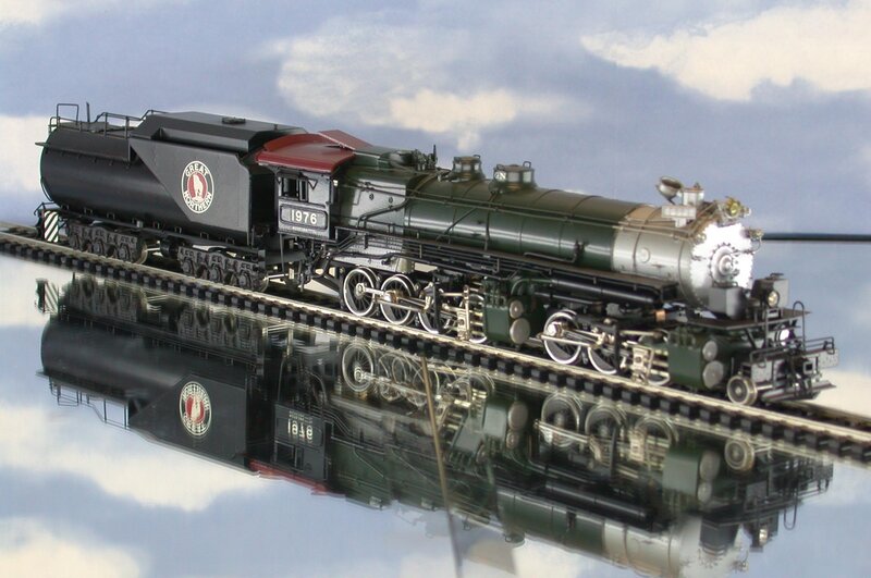 Model Steam Locomotive — Green