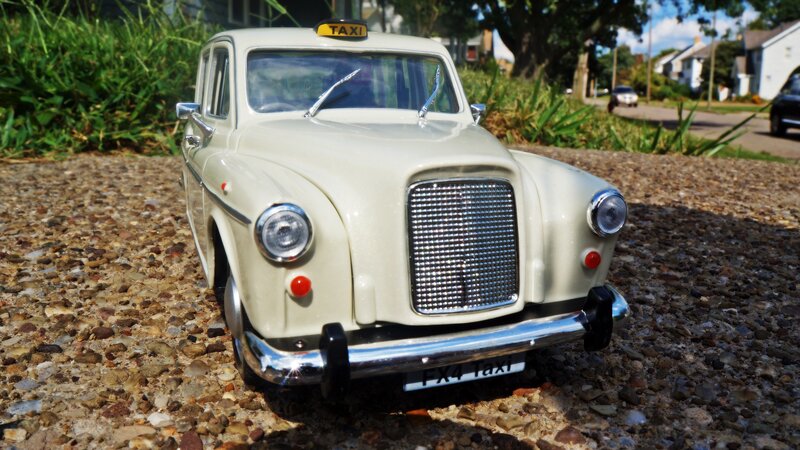 Model Taxi Car