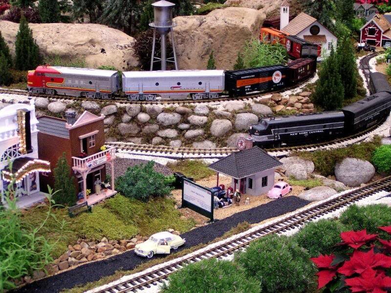 Model Train Set — Green