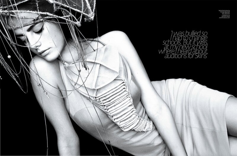 model with avant-garde headpiece