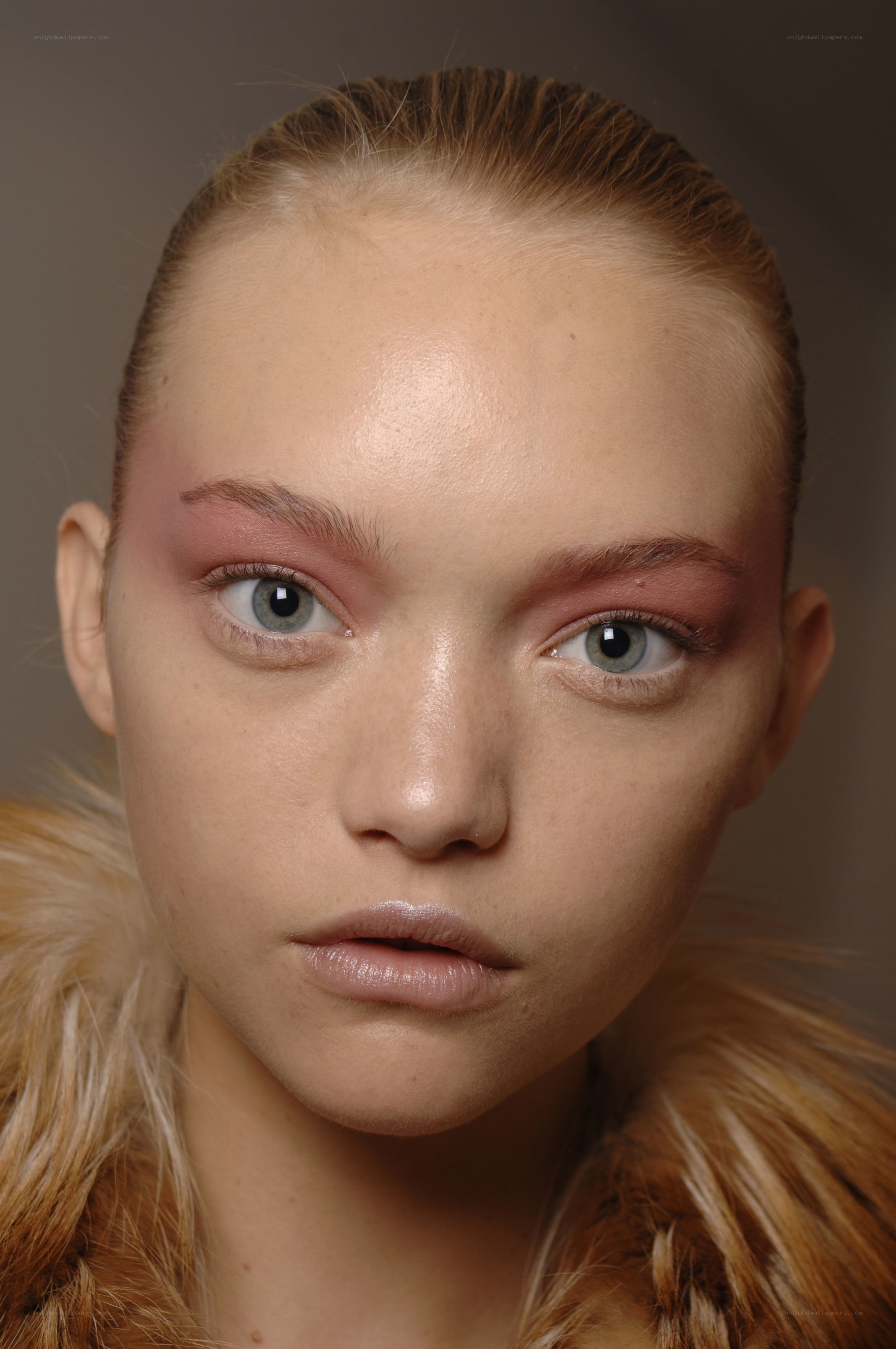 model with pink eye makeup