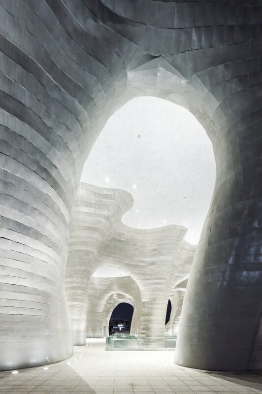 Modern Architectural Interior — White, Serene