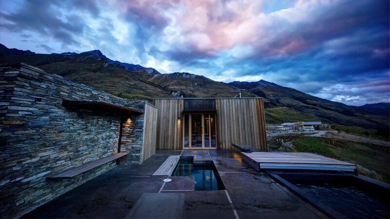 Modern Cabin with Pool