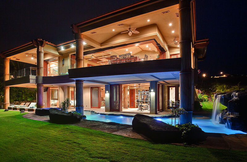 Modern House at Night — Green