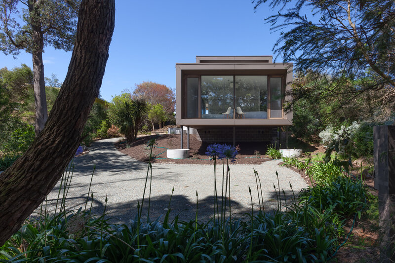 Modern House on Stilts — Green