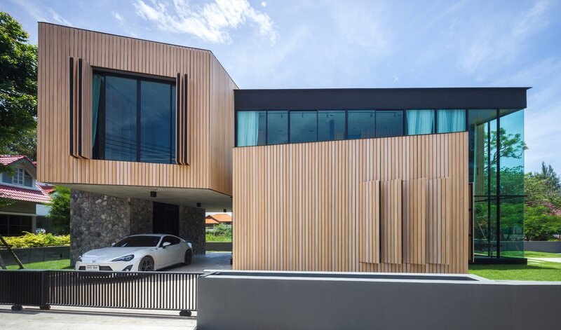 Modern House with Car — Brown