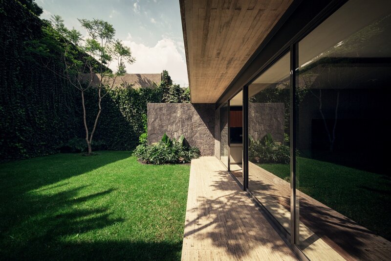 Modern House with Garden