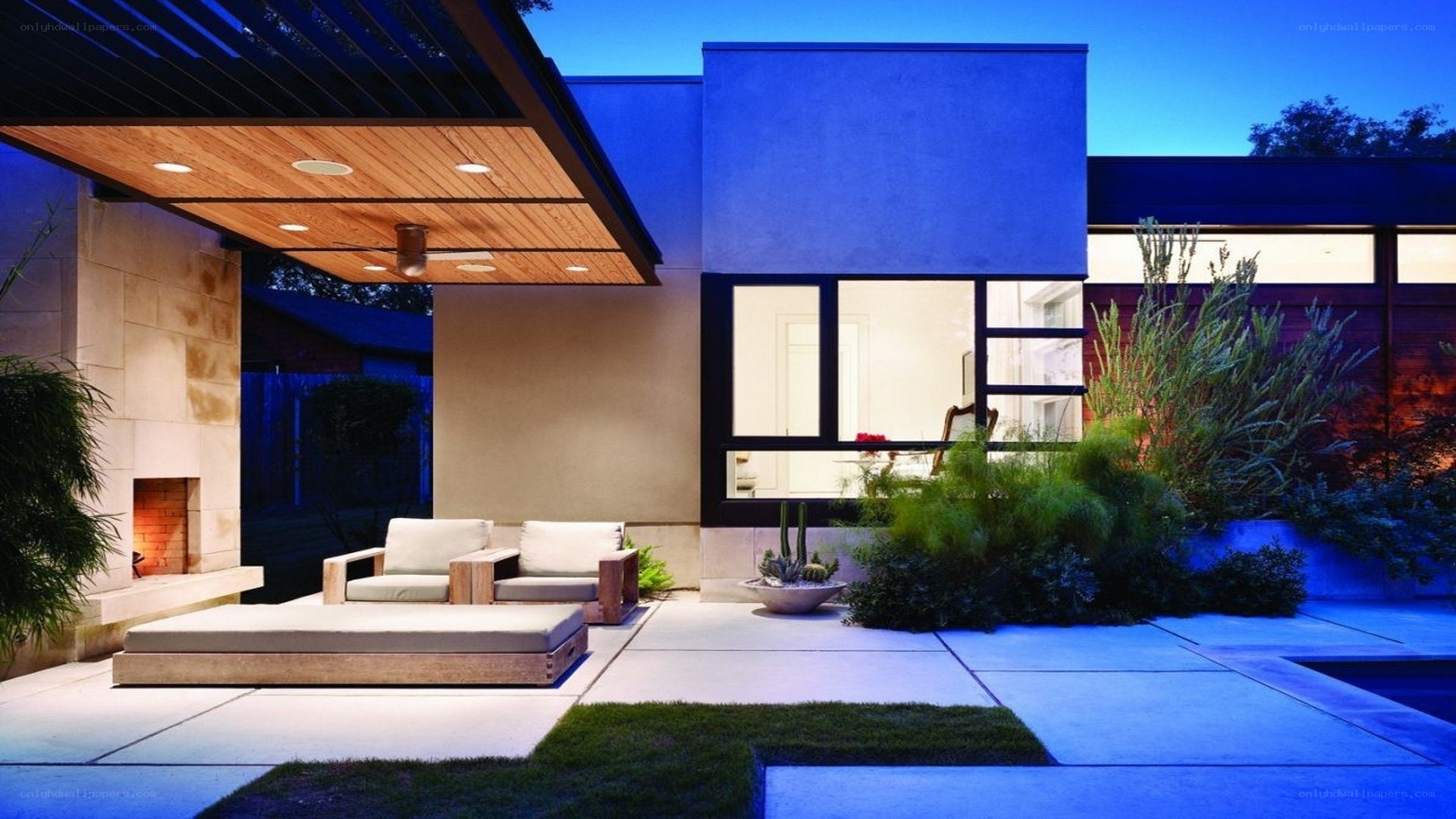 Modern outdoor living space