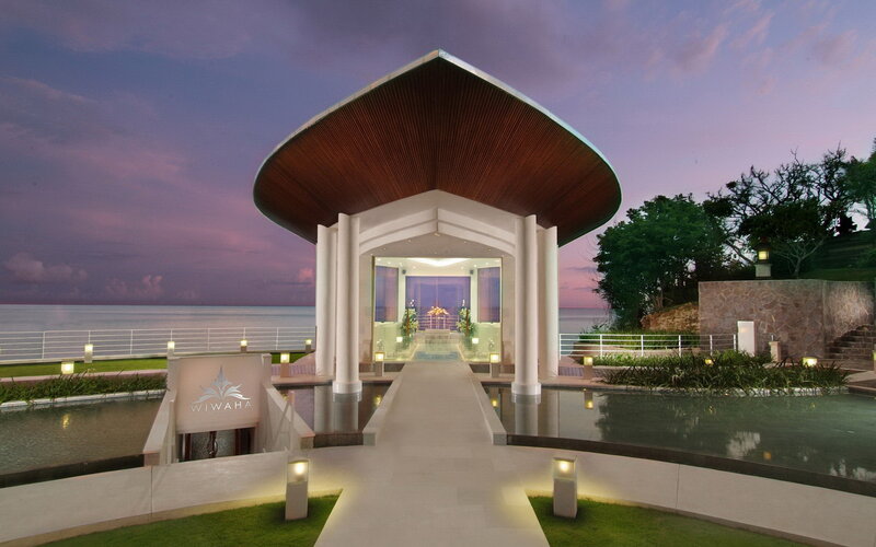 Modern Pavilion by the Sea