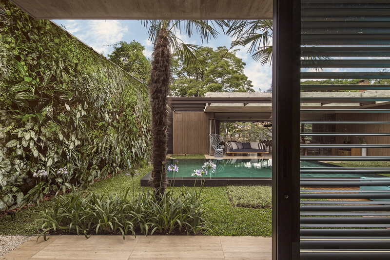 Modern Pool Courtyard