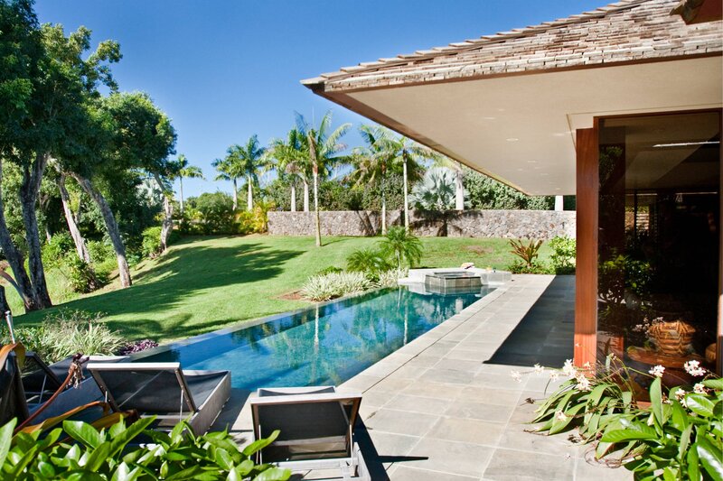 Modern Poolside Patio