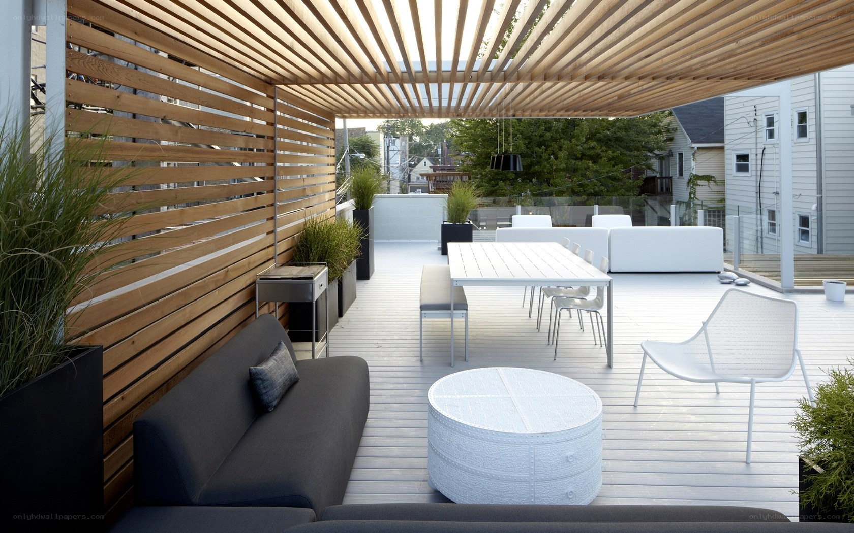 Modern rooftop patio with wooden slats