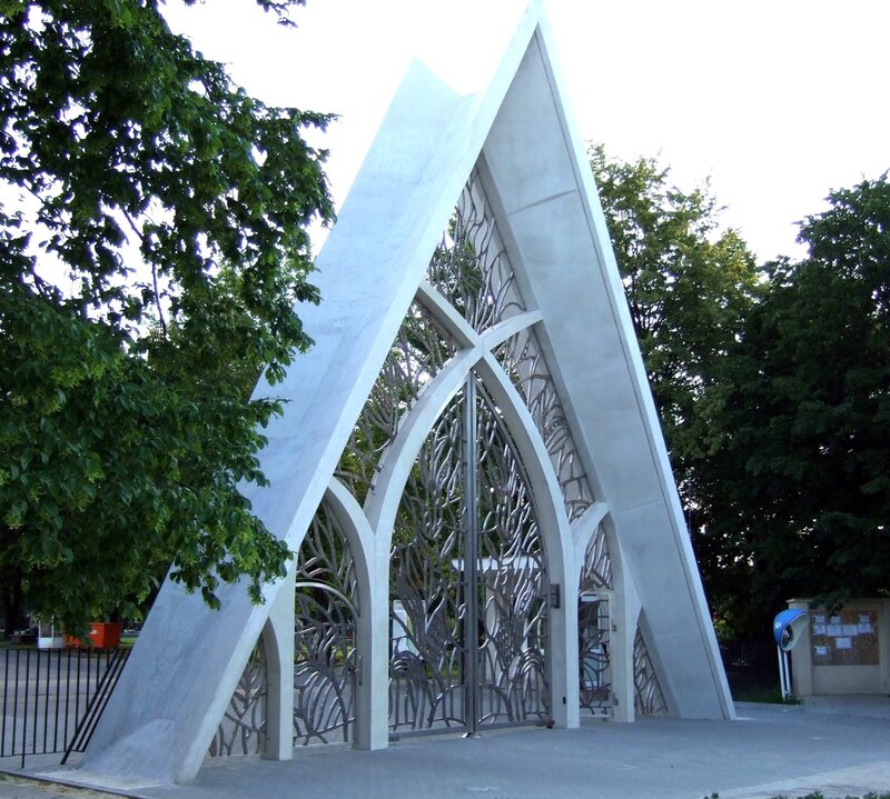 modern white arch gate