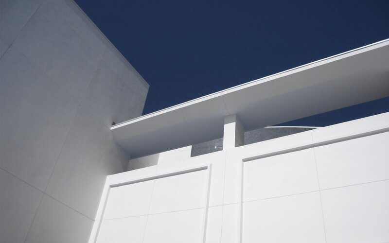 modern white building architecture