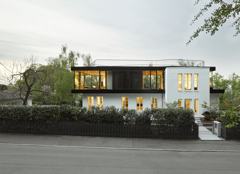 Modern White House — Calm