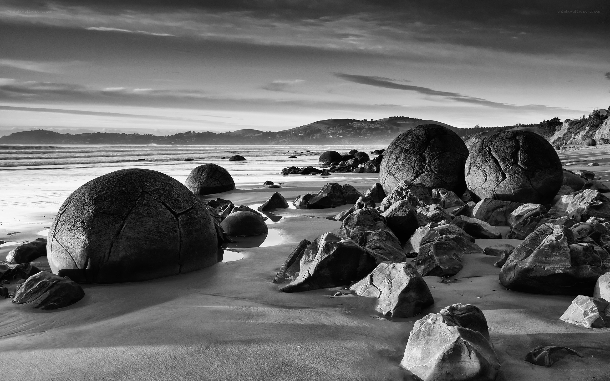 Moeraki Boulders at sunset