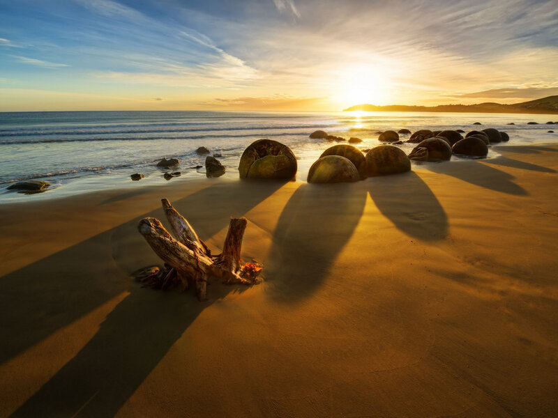 Moeraki Boulders Beach