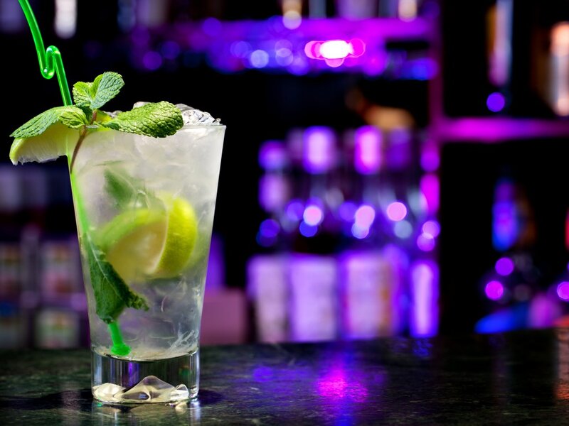 Mojito Cocktail on Bar — Purple