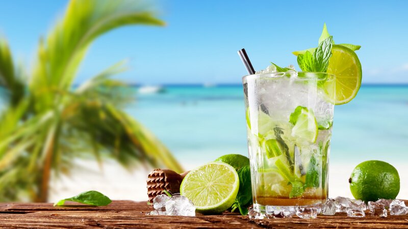 Mojito Cocktail on Beach — Green, Relaxed, Afternoon, Photograph