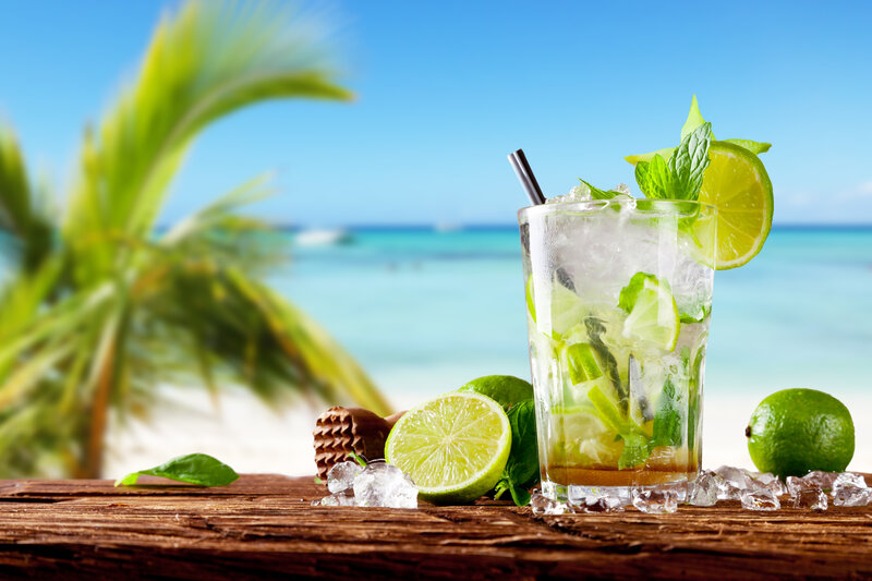 Mojito Cocktail on Beach — Green