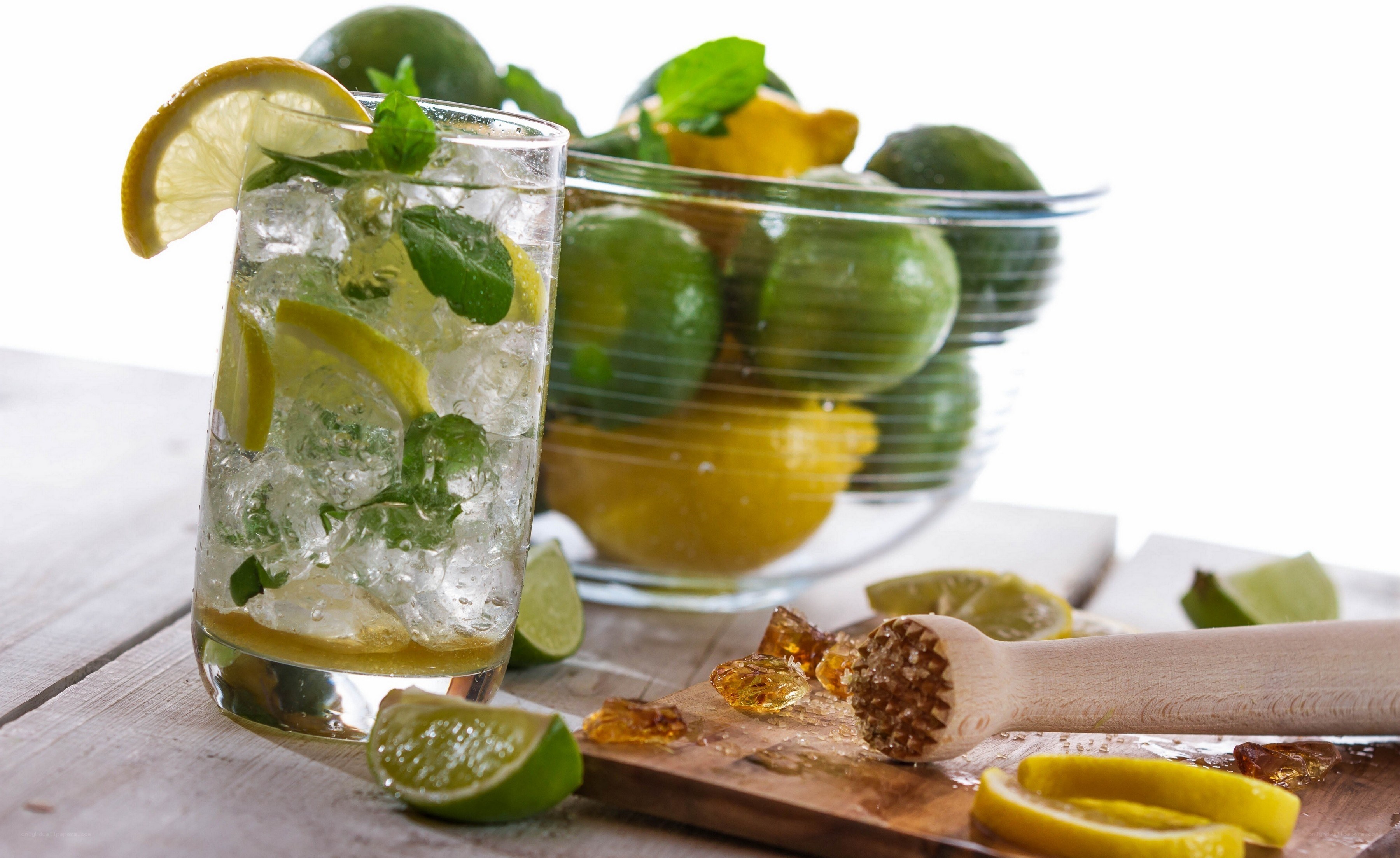Mojito cocktail with fresh ingredients