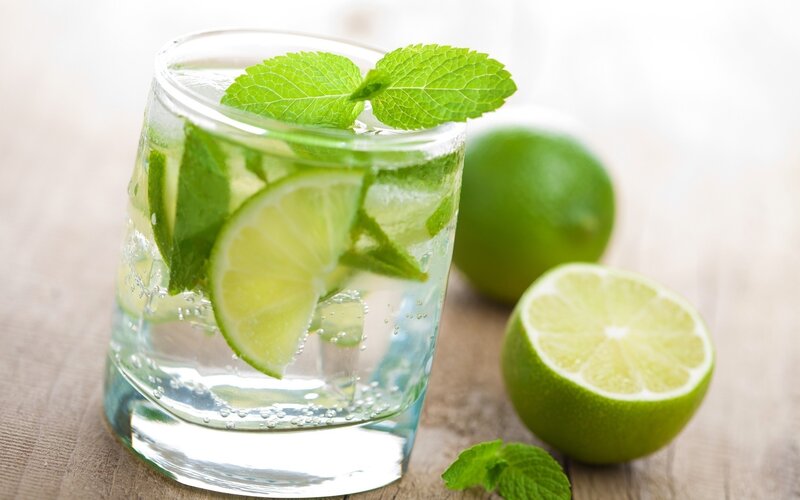 Mojito in Glass — Green, Refreshing, Afternoon
