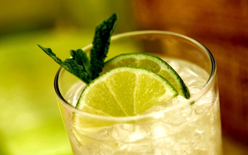 Mojito with lime and mint